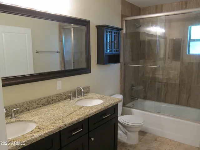 $2,900 | 3807 East Devonshire Avenue, Phoenix, AZ 85018