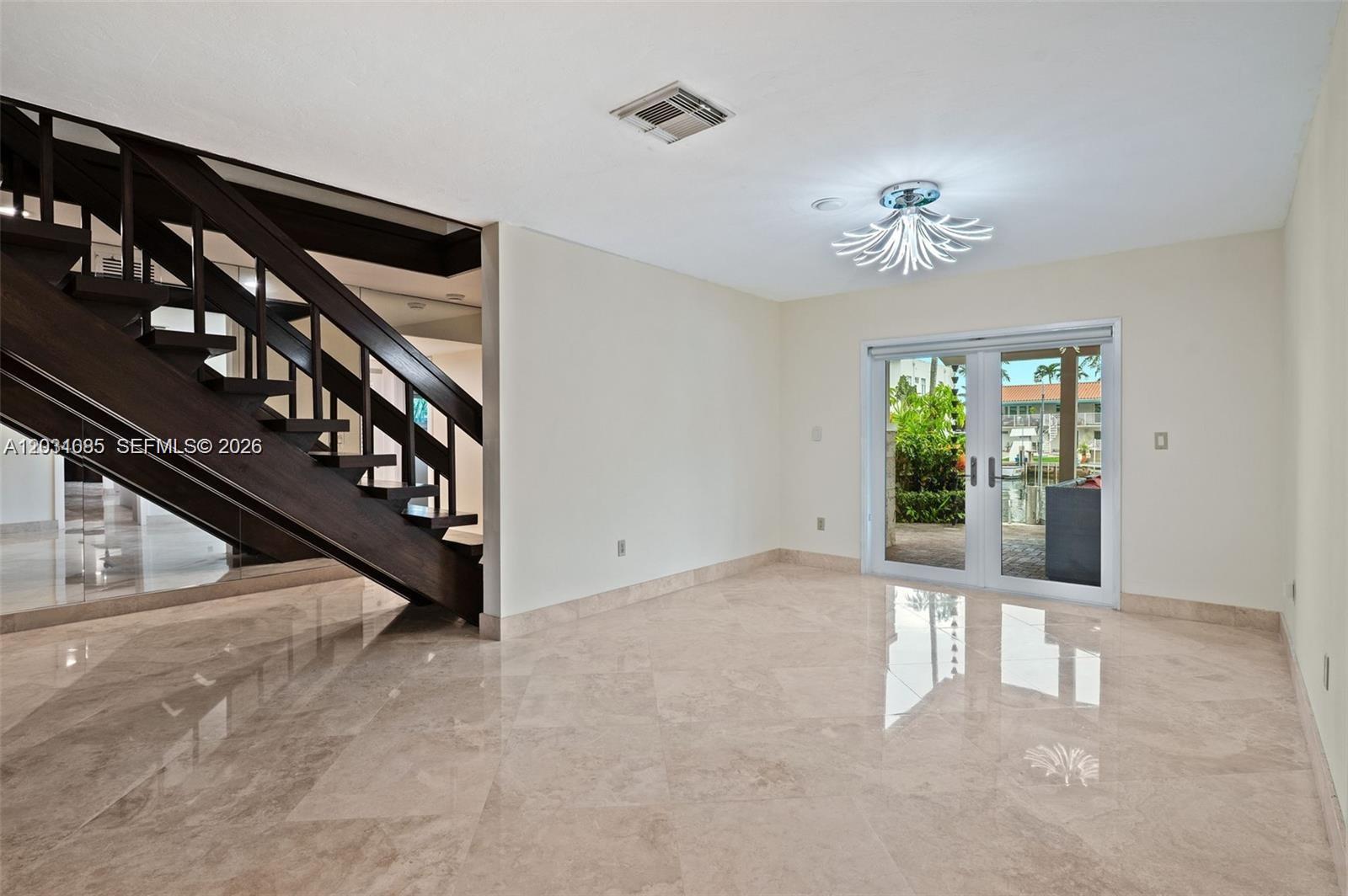 2015 Northeast 120th Road North Miami, FL 33181 - Photo 11 of 67