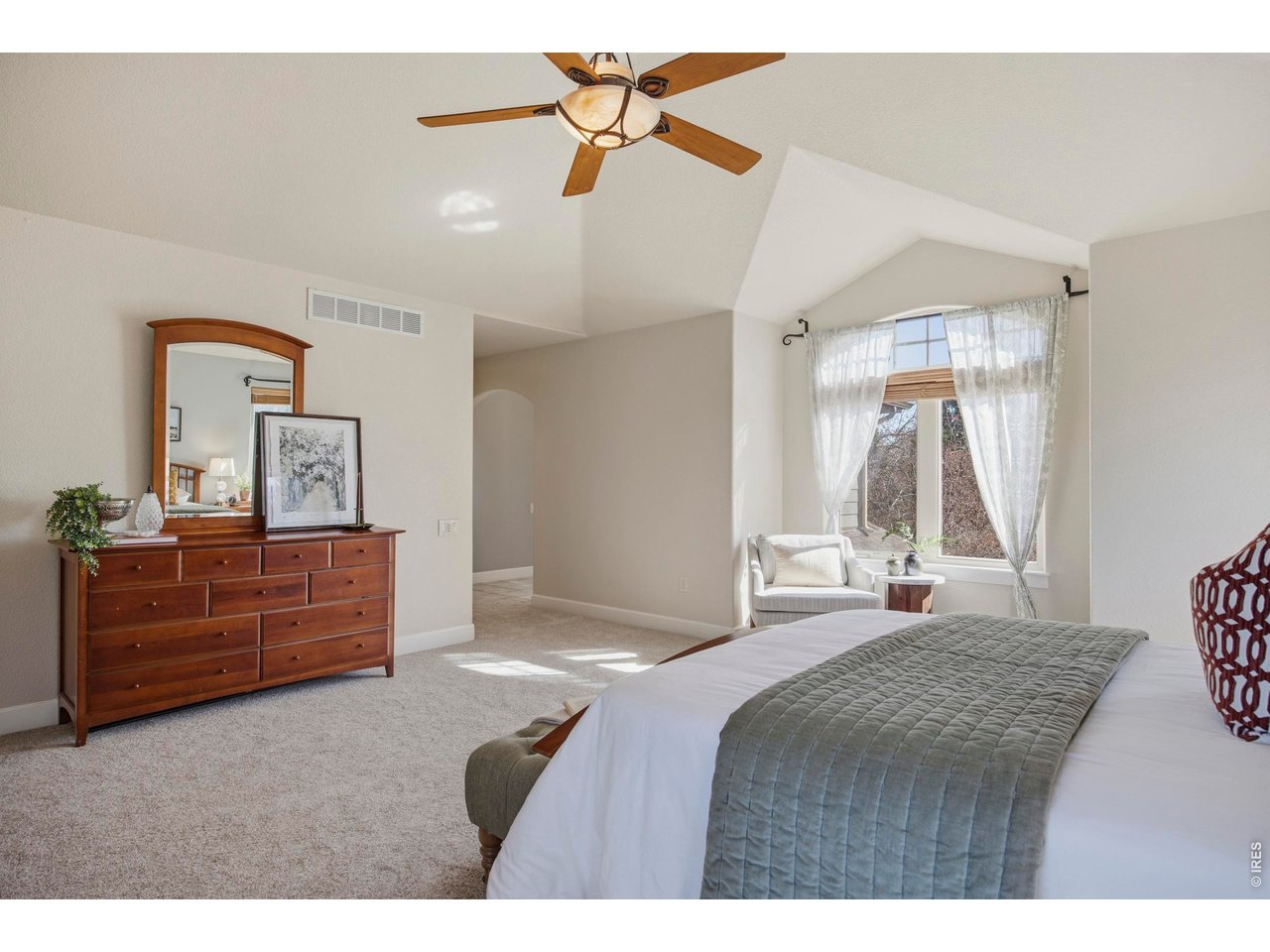 6580 Rookery Road Fort Collins, CO 80528 - Photo 19 of 44 Featuring vaulted ceilings