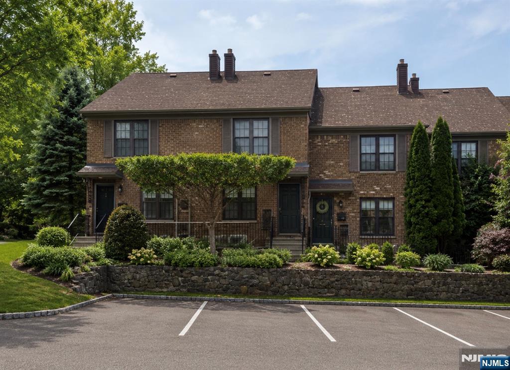 181 Long Hill Road, Unit P2 Little Falls, NJ 07424 - Photo 1 of 19