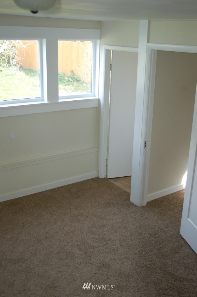 19031 Cedardale Road Mount Vernon, WA 98274 - Photo 14 of 19 Gallery Image 14