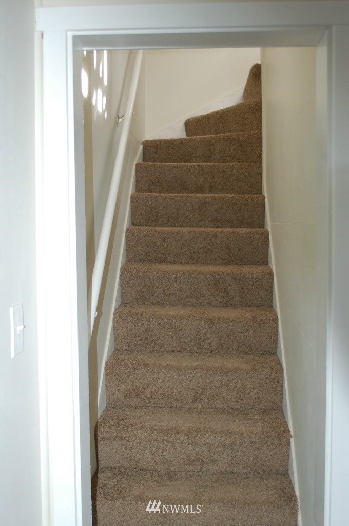 19031 Cedardale Road Mount Vernon, WA 98274 - Photo 16 of 19 Gallery Image 16