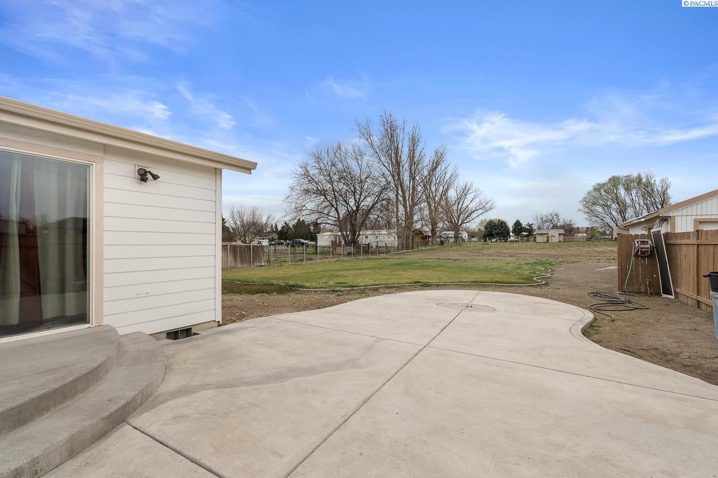 212005 East Cochran Road Kennewick, WA 99337 - Photo 26 of 30 Gallery Image 26