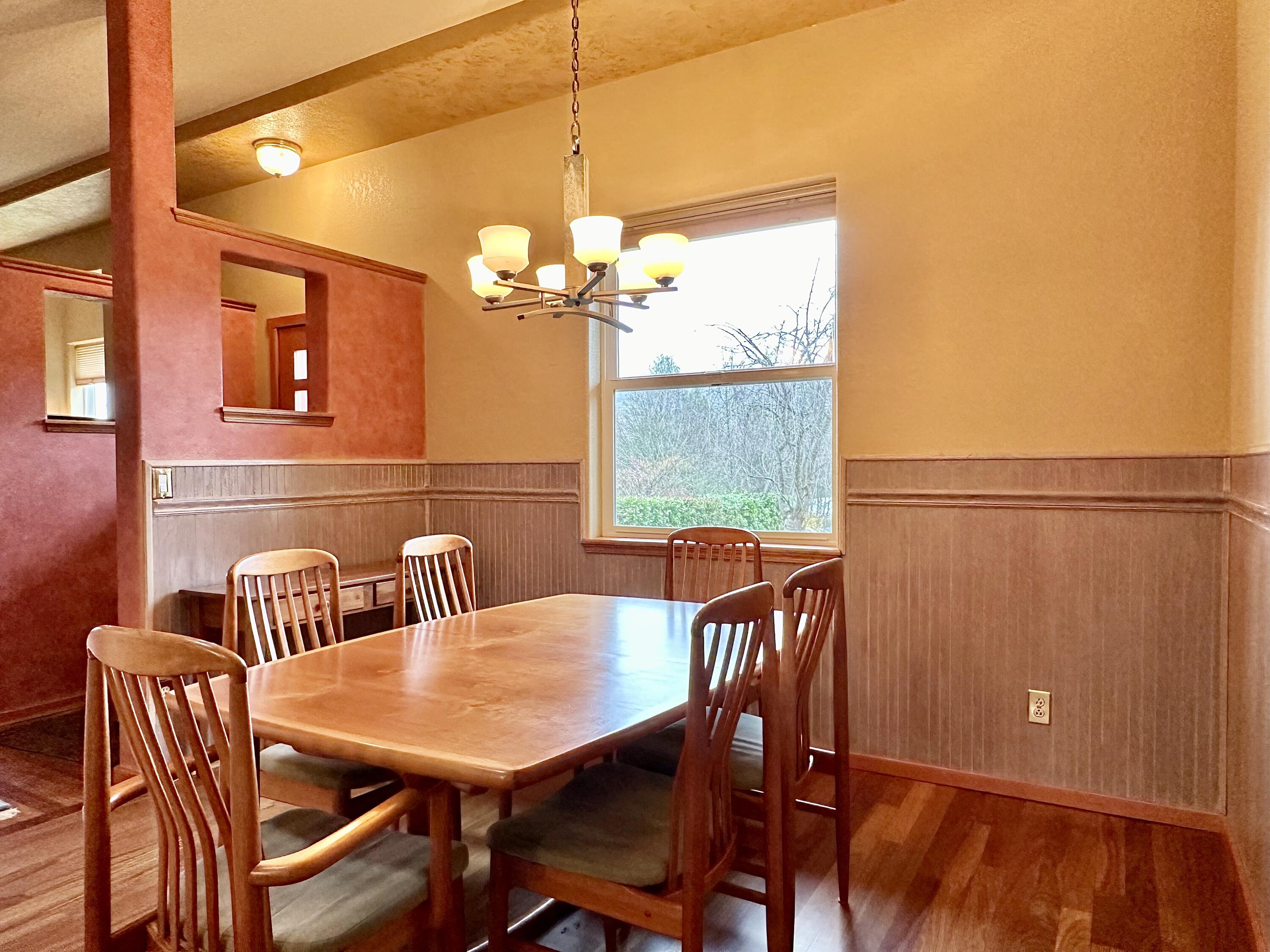 8548 Wagner Creek Road Talent, OR 97540 - Photo 31 of 100 18.8 dining