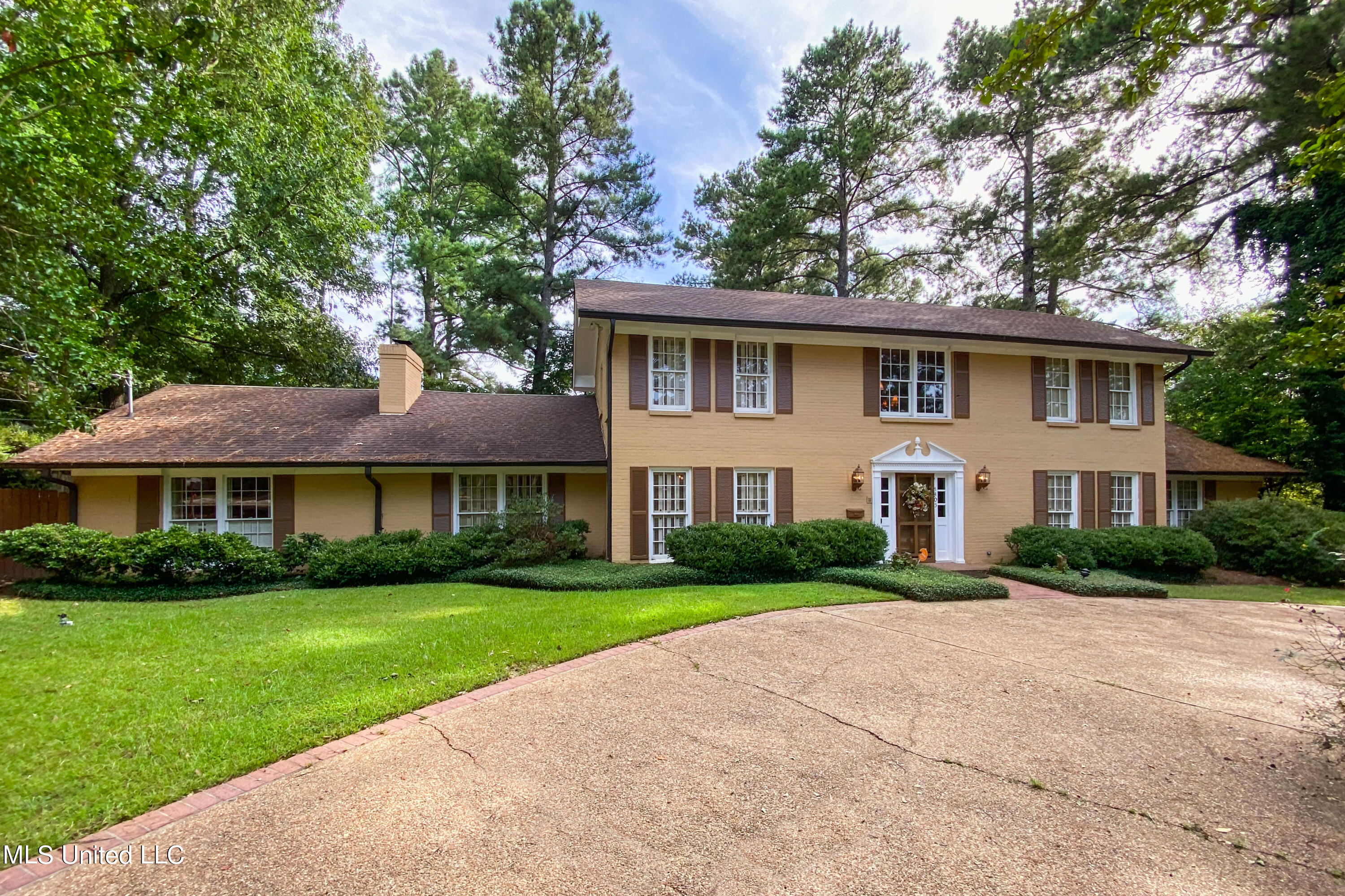 1405 Roxbury Place Jackson, MS 39211 - Photo 5 of 45 1405 Roxbury Pl-5