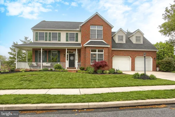 $579,900 | 328 East Meadow Drive, Mechanicsburg, PA 17055