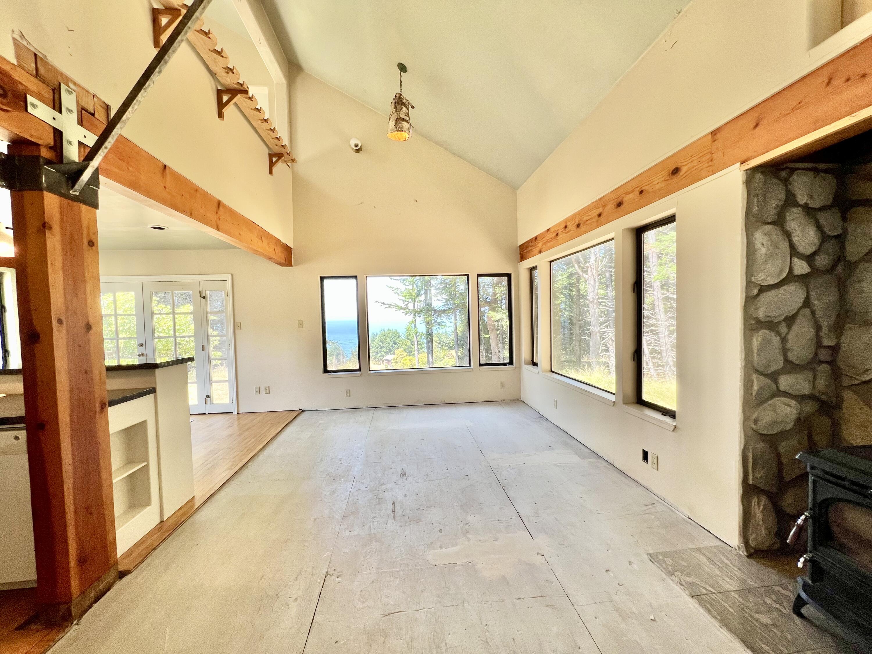 955 Spring Road Whitethorn, CA 95589 - Photo 29 of 74