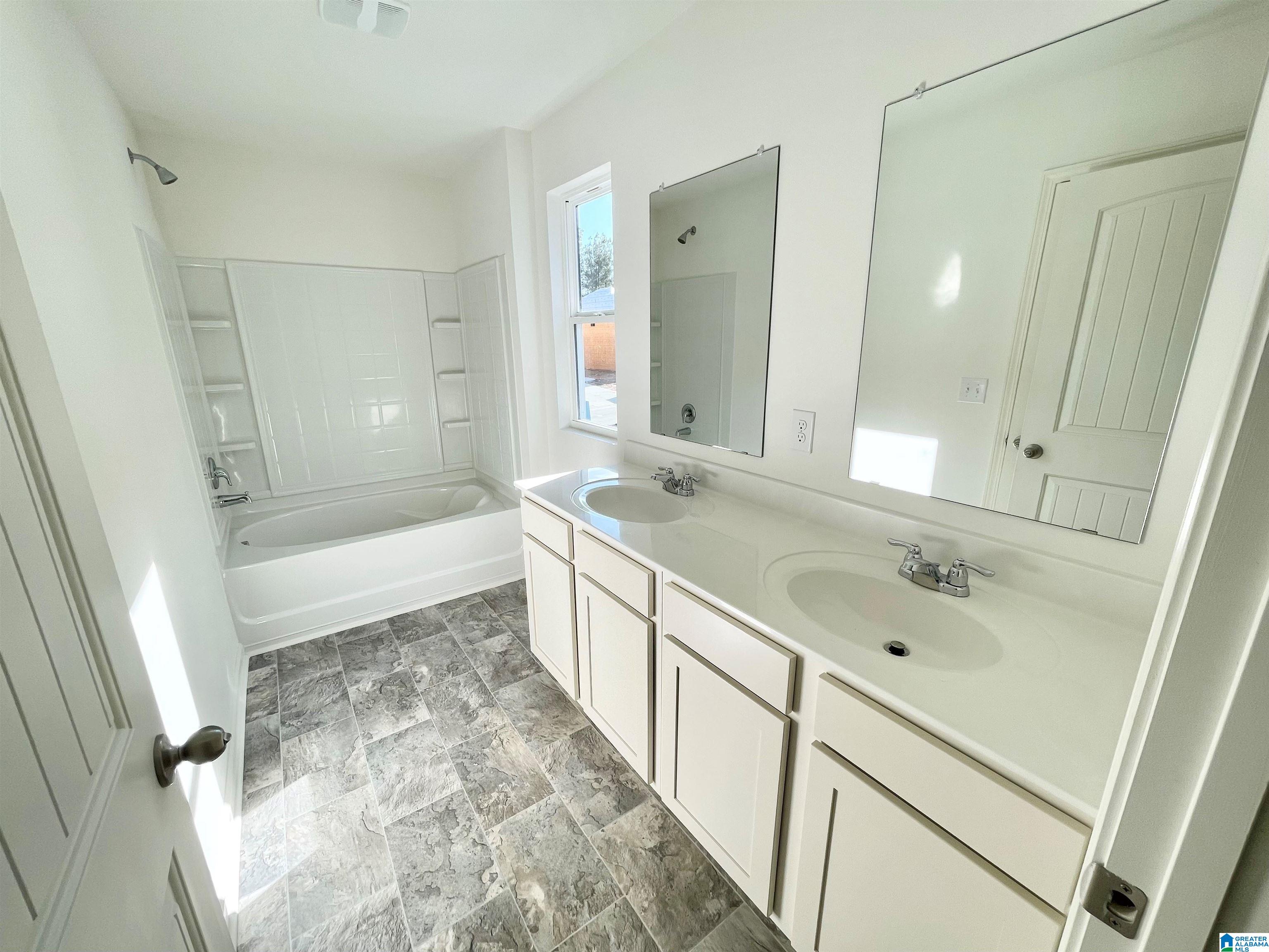 172 Chelsea Park Road Chelsea, AL 35043 - Photo 7 of 16