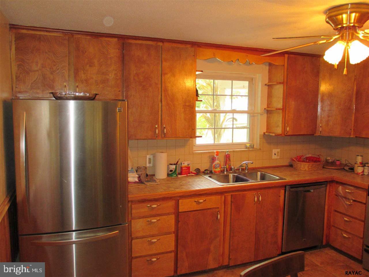 632 Eastpoint Road New Freedom, PA 17349 - Photo 4 of 13 Gallery Image 4