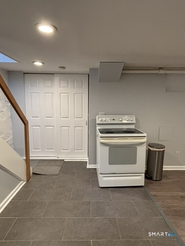 625 Cleveland Avenue Bridgeport, CT 06604 - Photo 7 of 13