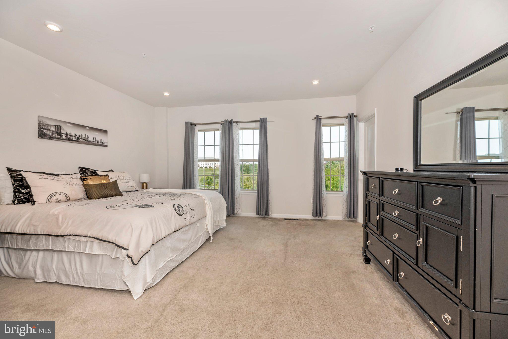 5843 Rochefort Street Ijamsville, MD 21754 - Photo 24 of 51 Primary Bedroom