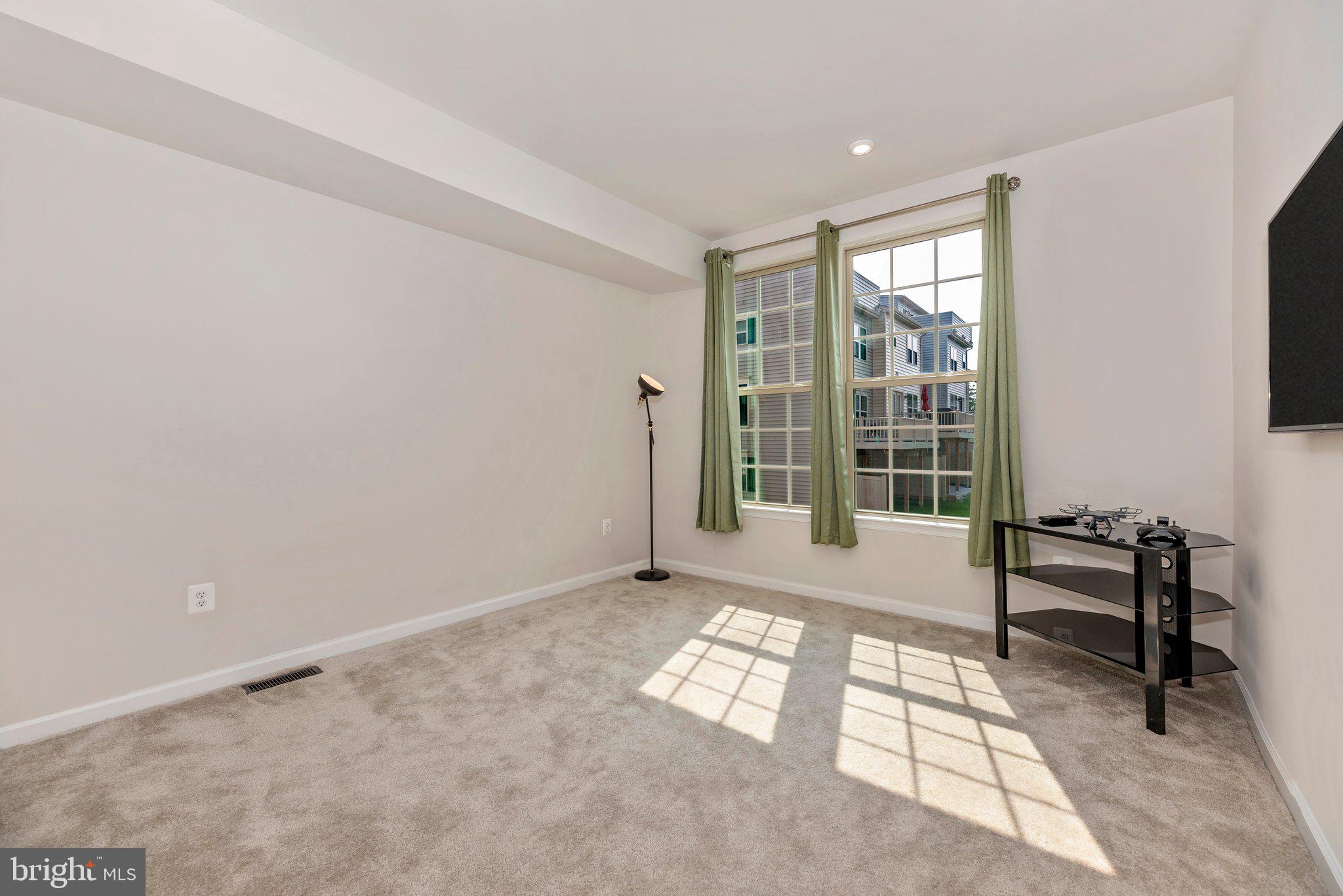 5843 Rochefort Street Ijamsville, MD 21754 - Photo 33 of 51 Bedroom 2