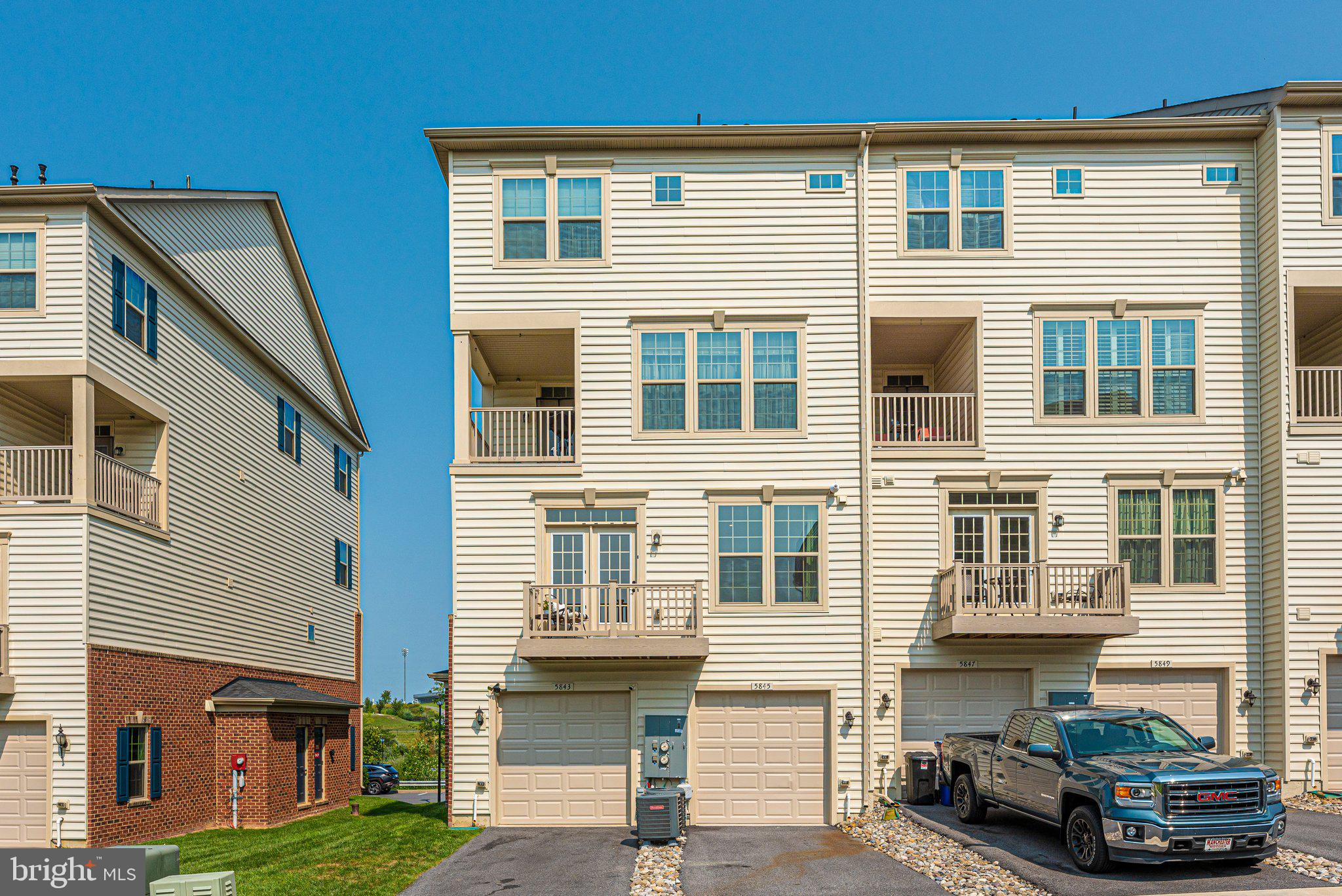 5843 Rochefort Street Ijamsville, MD 21754 - Photo 46 of 51 Exterior Back