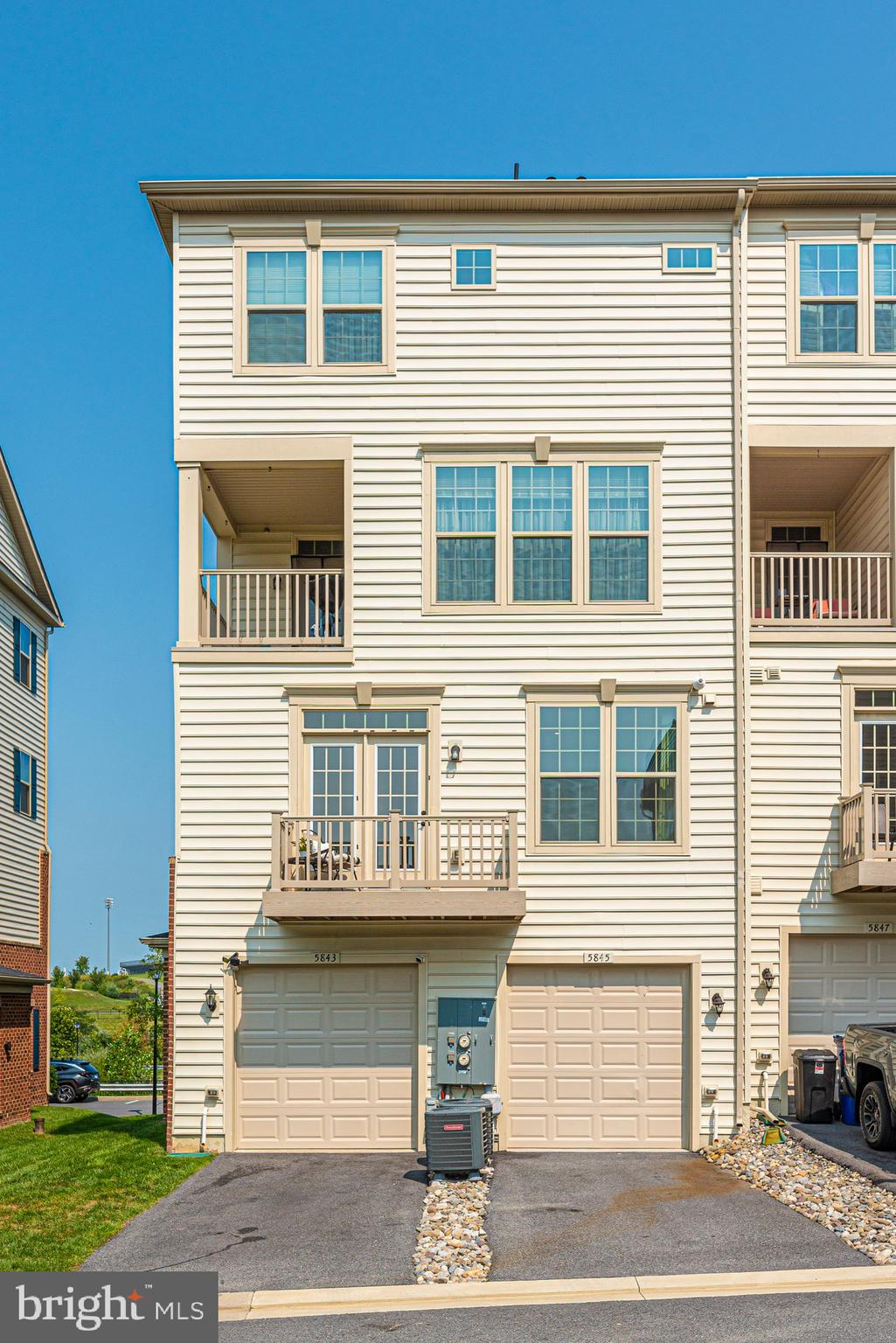 5843 Rochefort Street Ijamsville, MD 21754 - Photo 47 of 51 Exterior Back