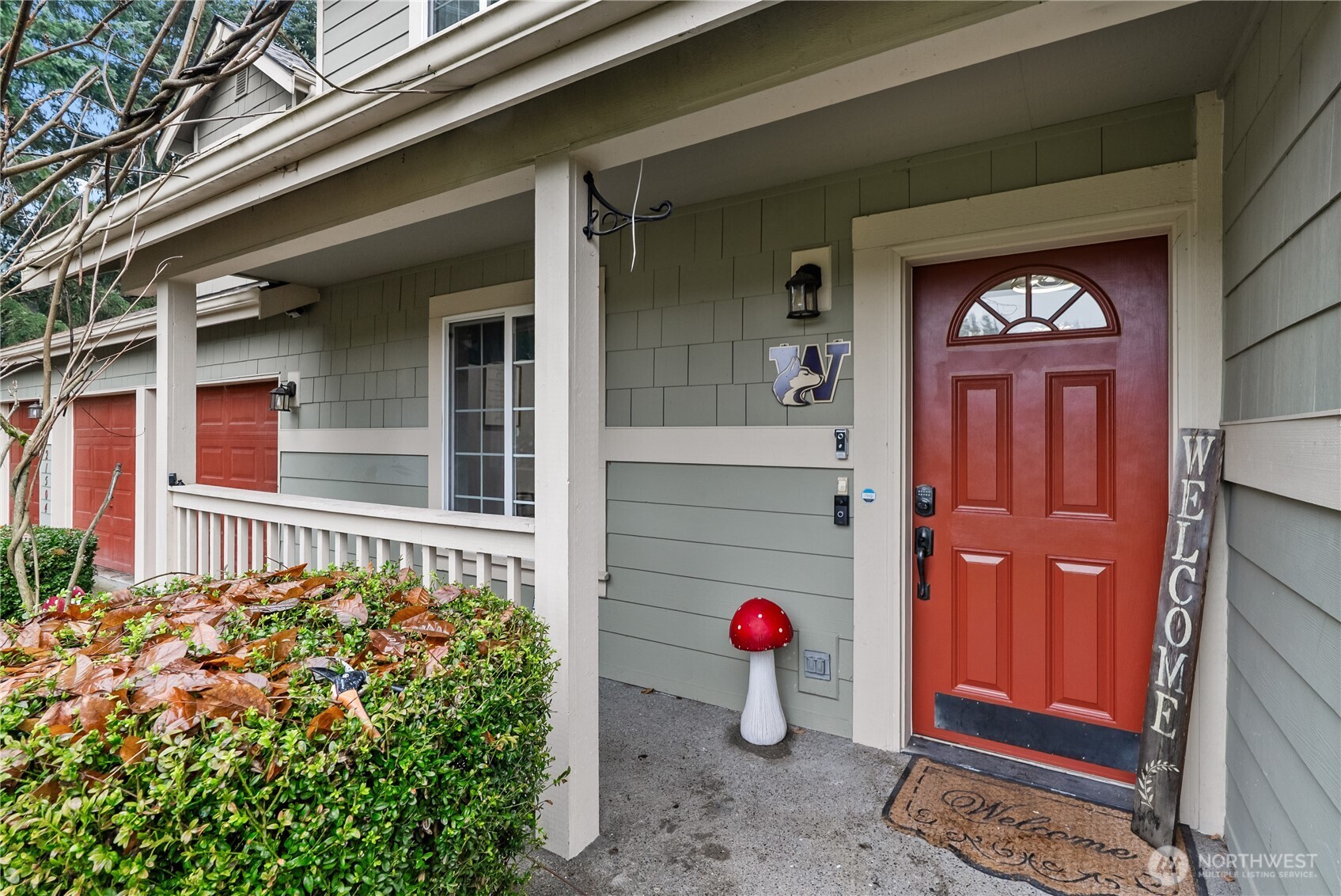 21504 107th Avenue East Graham, WA 98338 - Photo 3 of 31