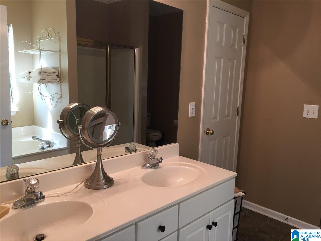 2214 Summer Ridge Drive Birmingham, AL 35226 - Photo 5 of 16