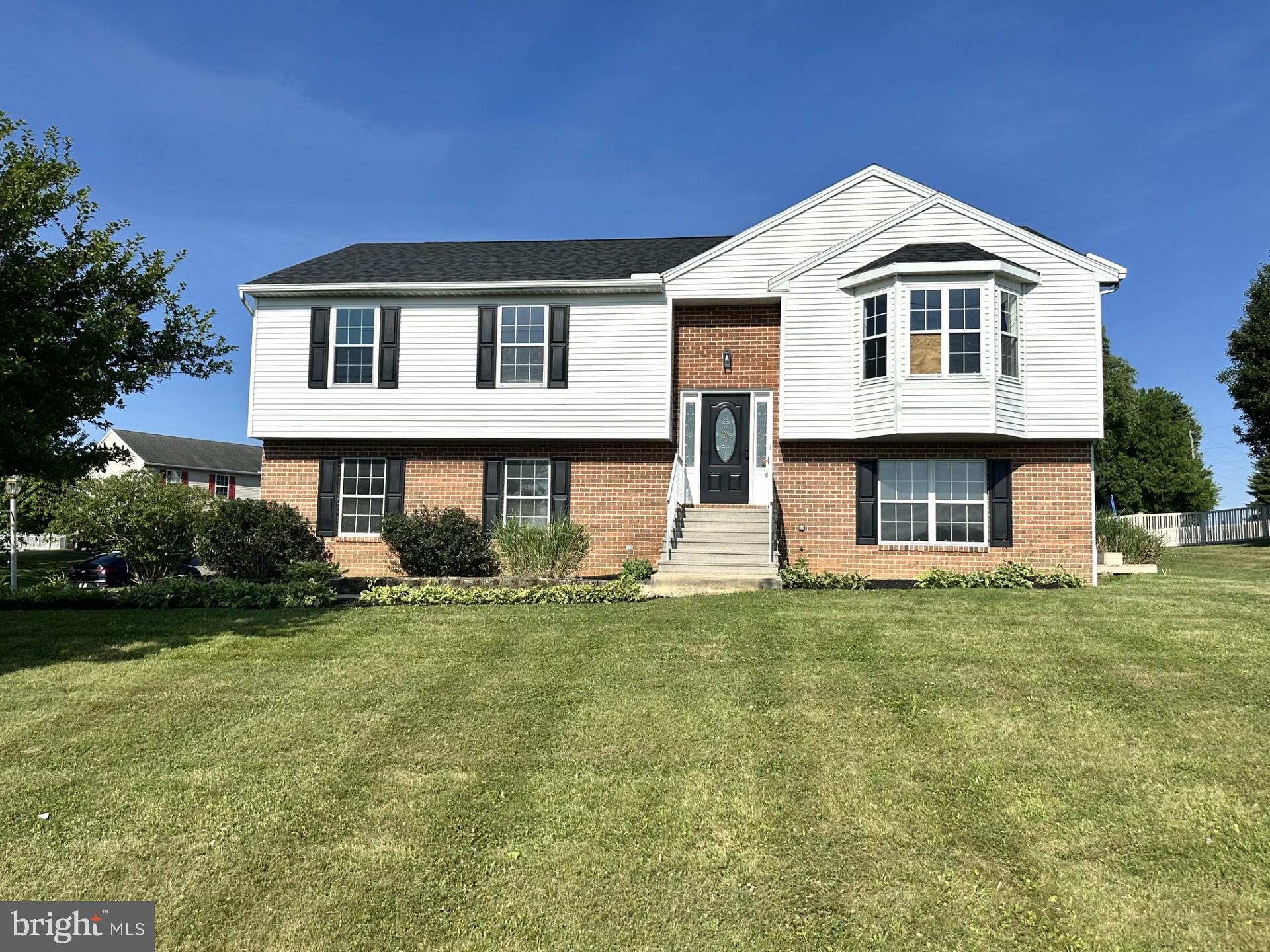 950 Trinity Road Felton, PA 17322 - Photo 2 of 10