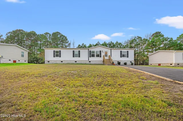 $295,000 | 1883 Rolling Green Drive Southwest, Supply, NC 28462