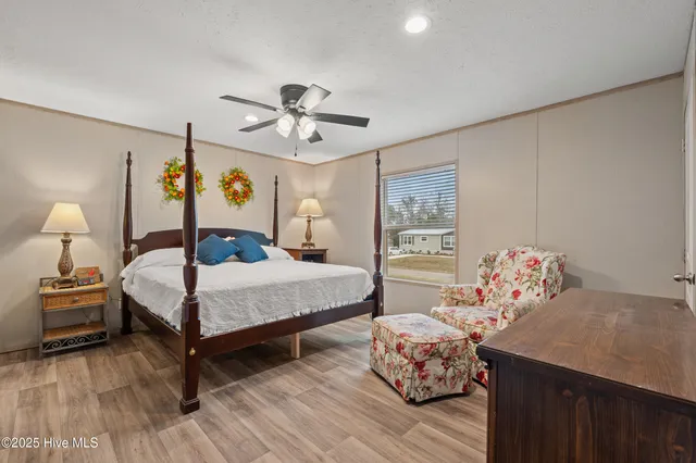 $275,000 | 1883 Rolling Green Drive Southwest, Supply, NC 28462