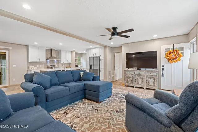 $275,000 | 1883 Rolling Green Drive Southwest, Supply, NC 28462