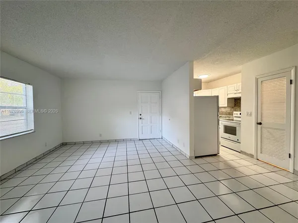 $1,850 | 4140 Woodside Drive, Unit 107, Coral Springs, FL 33065