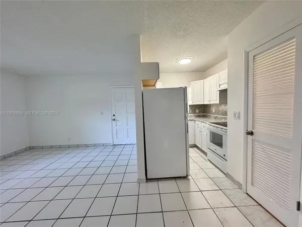 $1,850 | 4140 Woodside Drive, Unit 107, Coral Springs, FL 33065