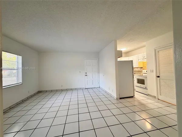 $1,850 | 4140 Woodside Drive, Unit 107, Coral Springs, FL 33065