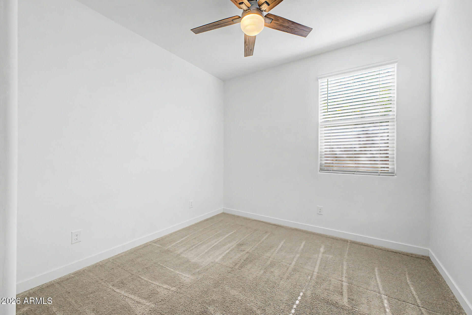 1632 West Piedmont Road Phoenix, AZ 85041 - Photo 26 of 31