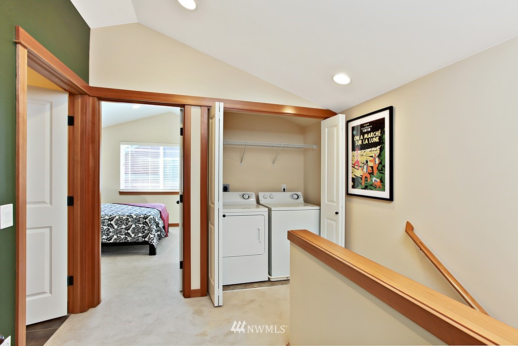 5218 Puget Boulevard Southwest, Unit C Seattle, WA 98106 - Photo 13 of 18