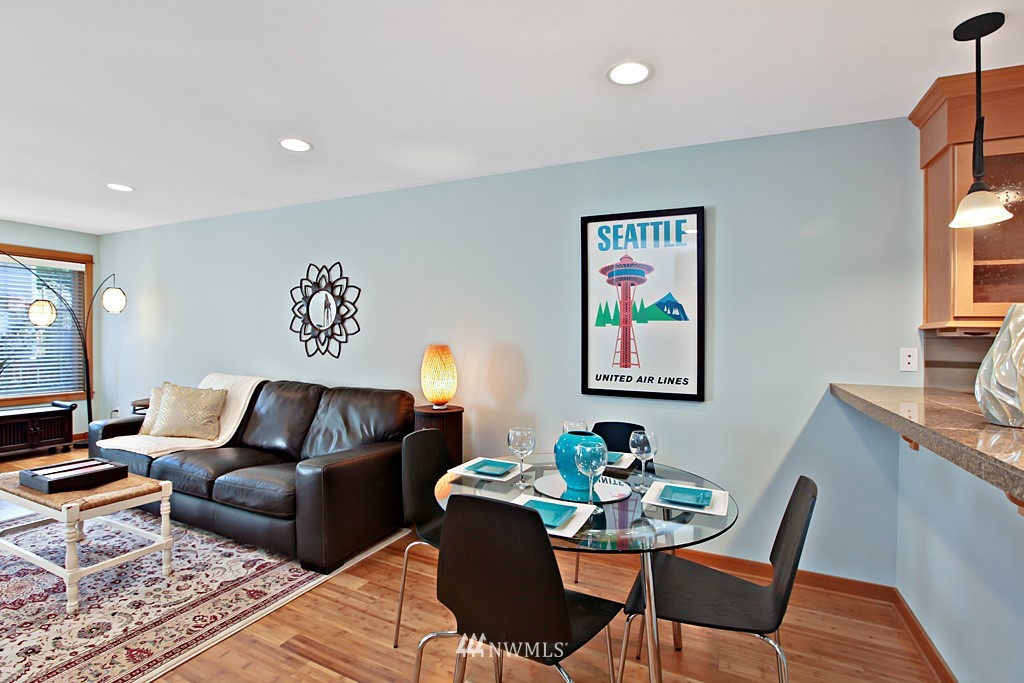 5218 Puget Boulevard Southwest, Unit C Seattle, WA 98106 - Photo 5 of 18