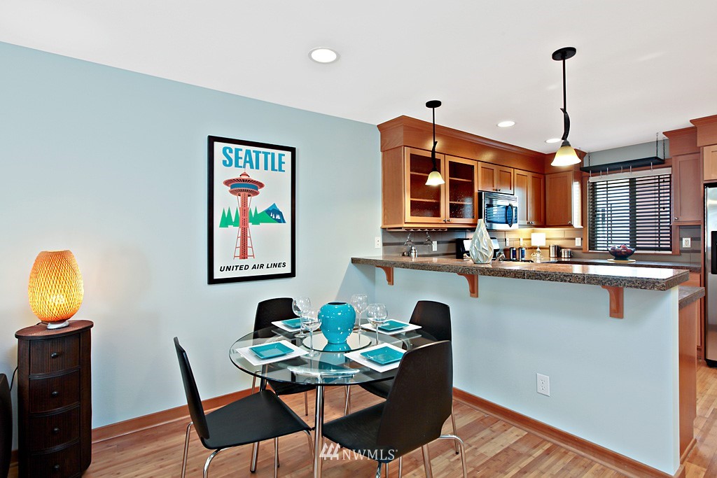 5218 Puget Boulevard Southwest, Unit C Seattle, WA 98106 - Photo 6 of 18