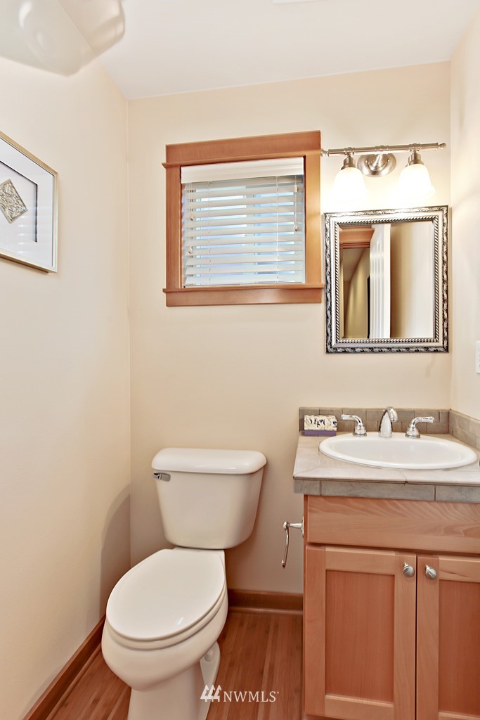 5218 Puget Boulevard Southwest, Unit C Seattle, WA 98106 - Photo 9 of 18