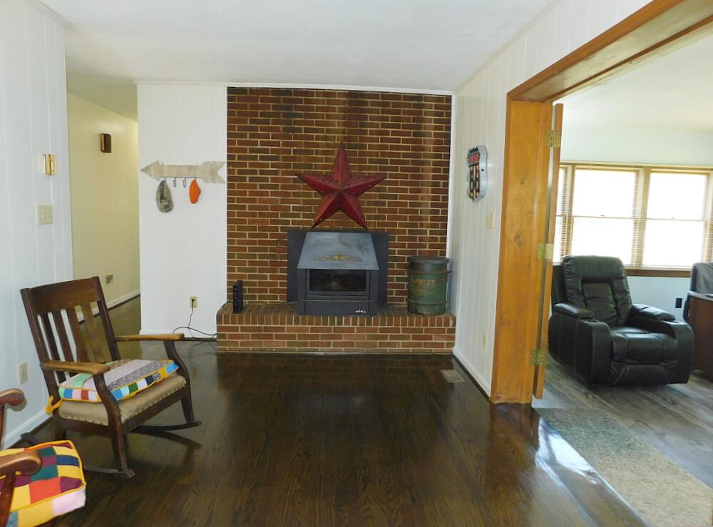 3269 Pitzer Road Roanoke, VA 24014 - Photo 8 of 33 Den