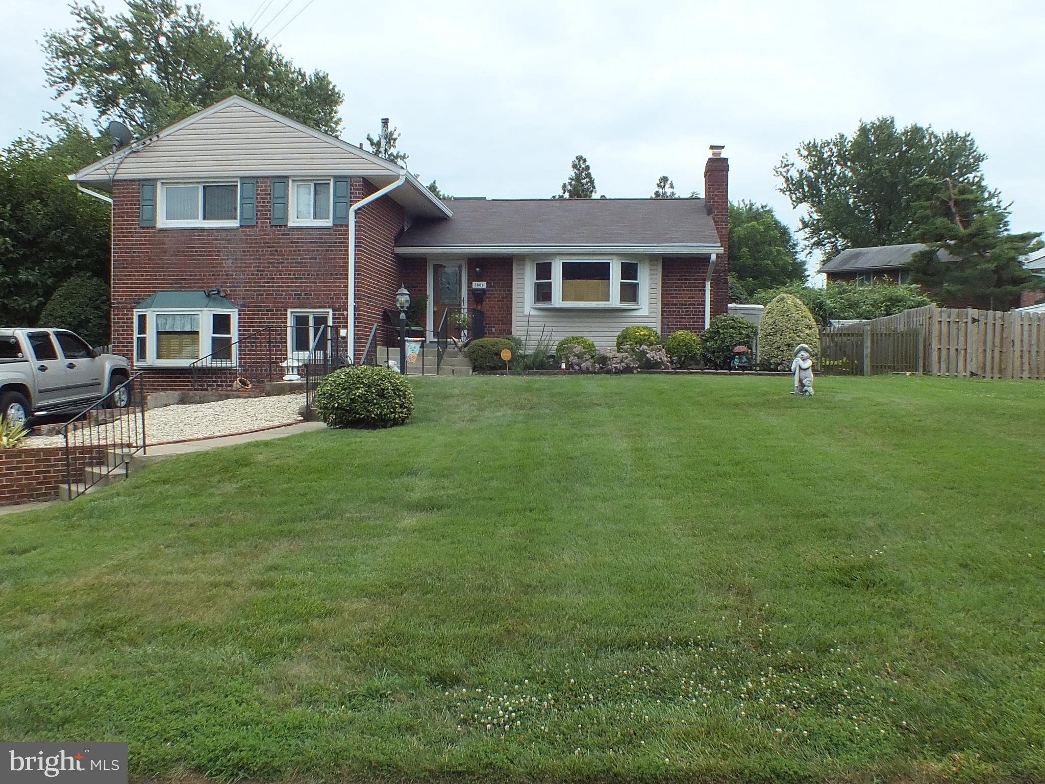 3801 Towanda Road Alexandria, VA 22303 - Photo 1 of 11 Exterior (Front)