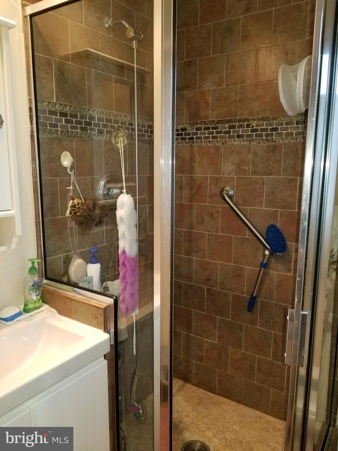 3801 Towanda Road Alexandria, VA 22303 - Photo 6 of 11 Bedroom (Master)