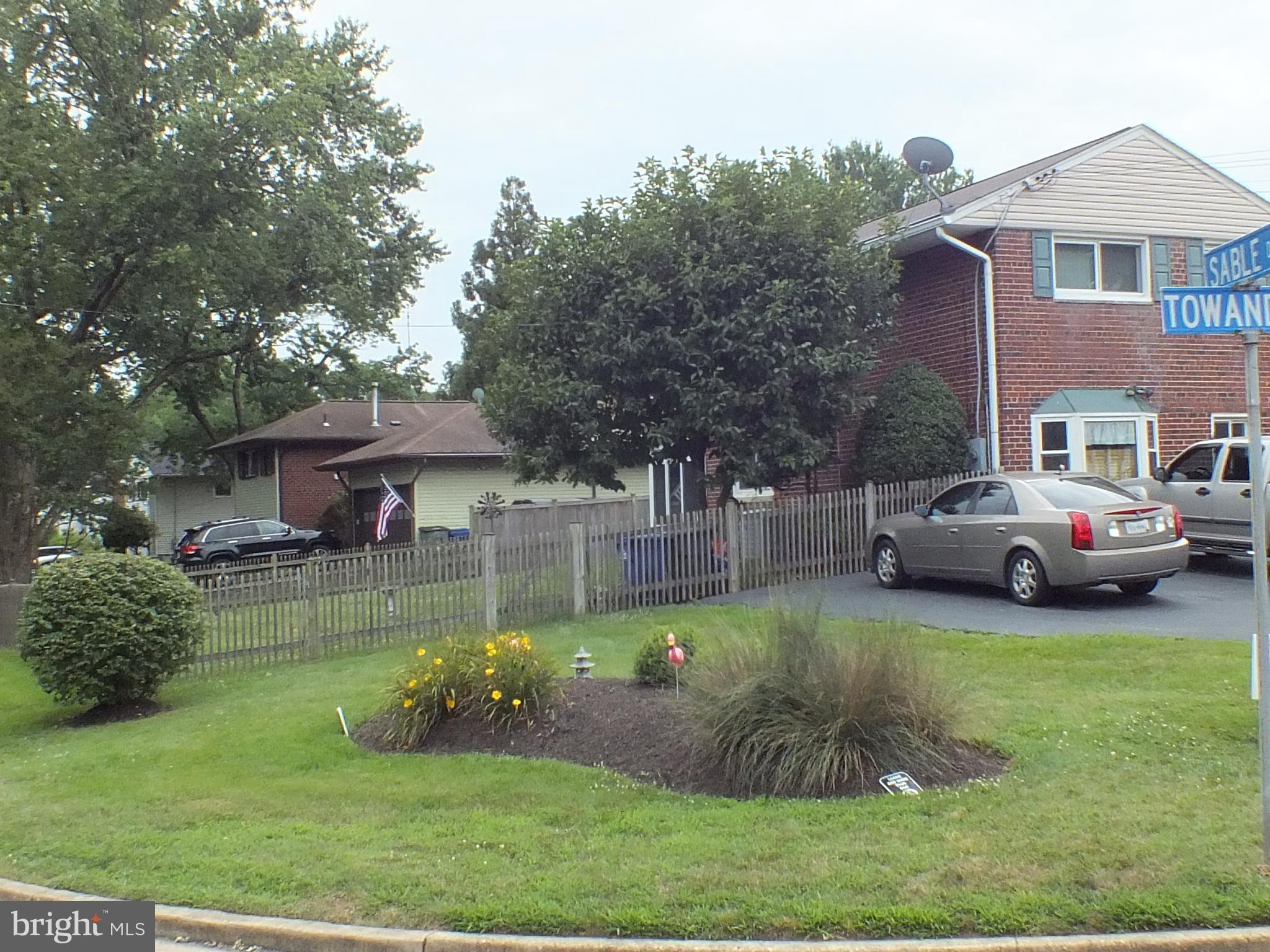 3801 Towanda Road Alexandria, VA 22303 - Photo 9 of 11 Exterior (General)