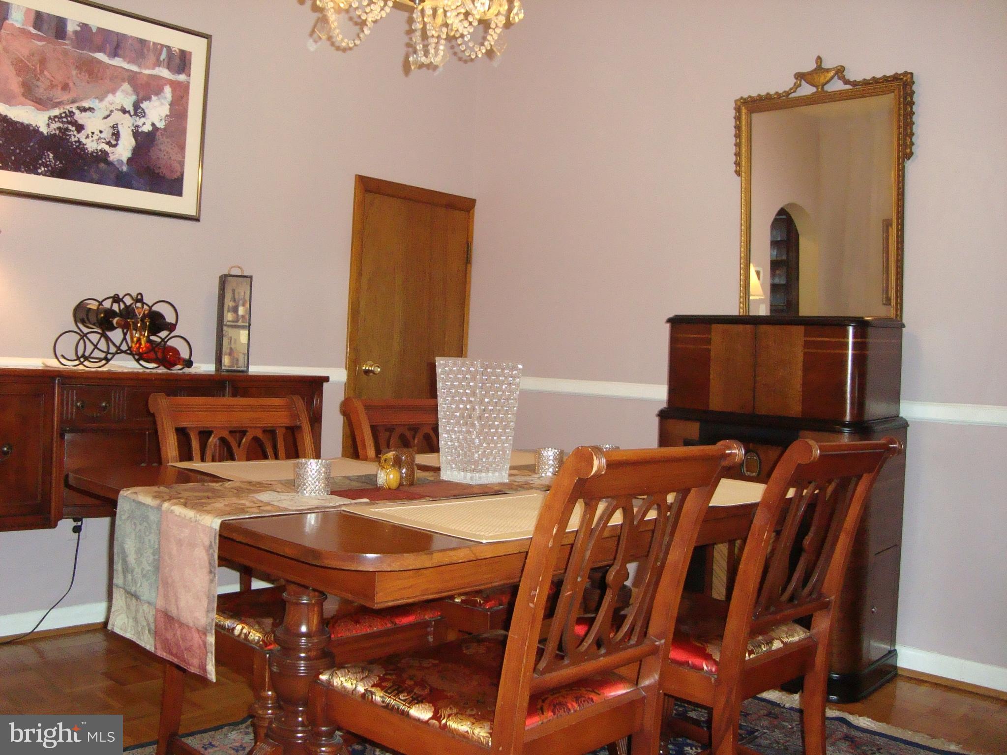 4616 Schenley Road Baltimore, MD 21210 - Photo 11 of 30 Dining Room