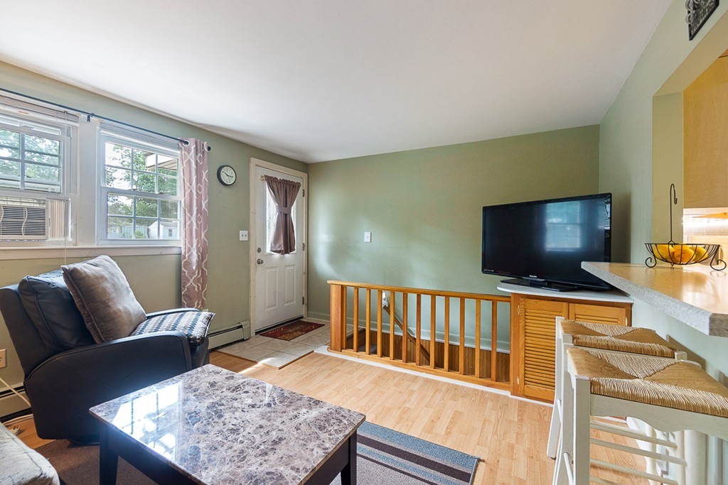 10 Shawnee Road Pepperell, MA 01463 - Photo 8 of 37 Gallery Image 8