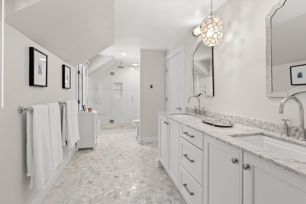 27 Dean Road Weston, MA 02493 - Photo 28 of 41