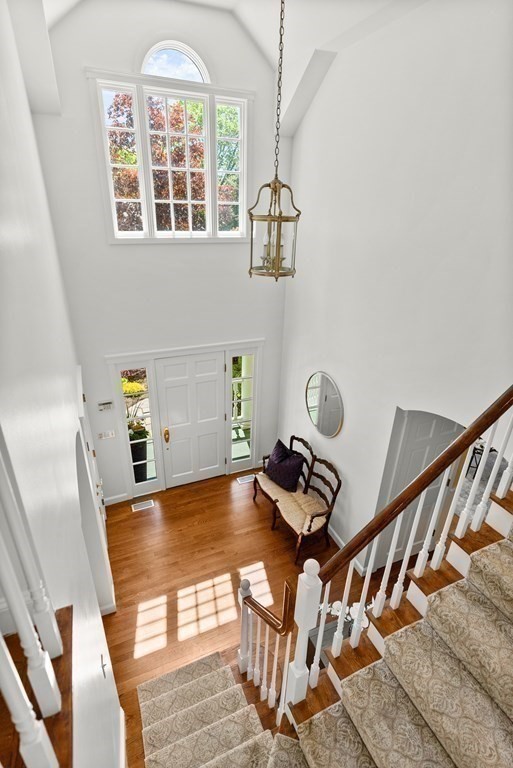 27 Dean Road Weston, MA 02493 - Photo 7 of 41