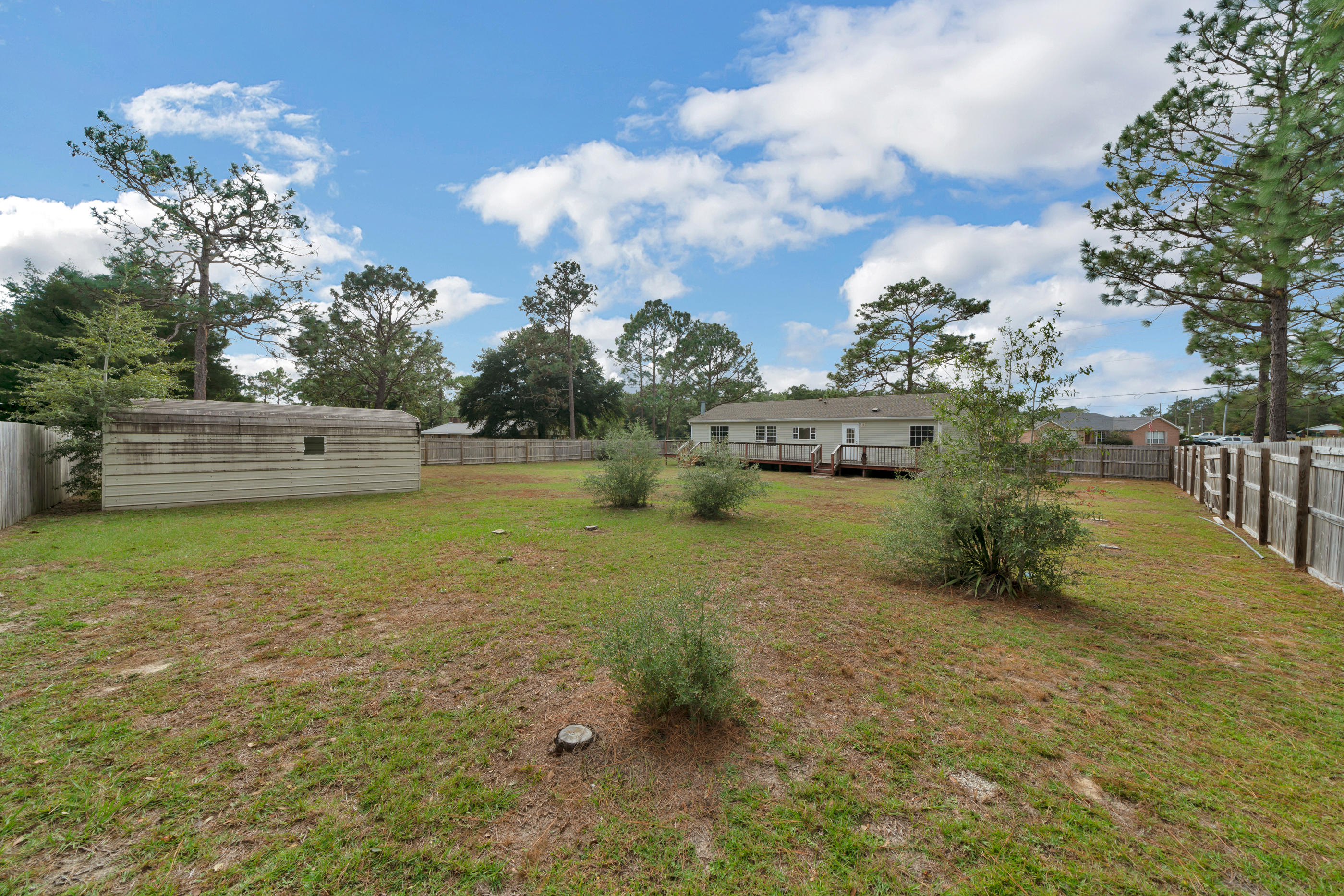5395 Hillcrest Road Crestview, FL 32539 - Photo 35 of 37 DSC07148