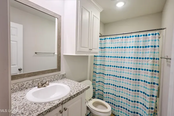 $285,000 | 115 Rotherfield Place, Canton, MS 39046