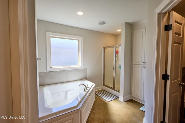 $285,000 | 115 Rotherfield Place, Canton, MS 39046