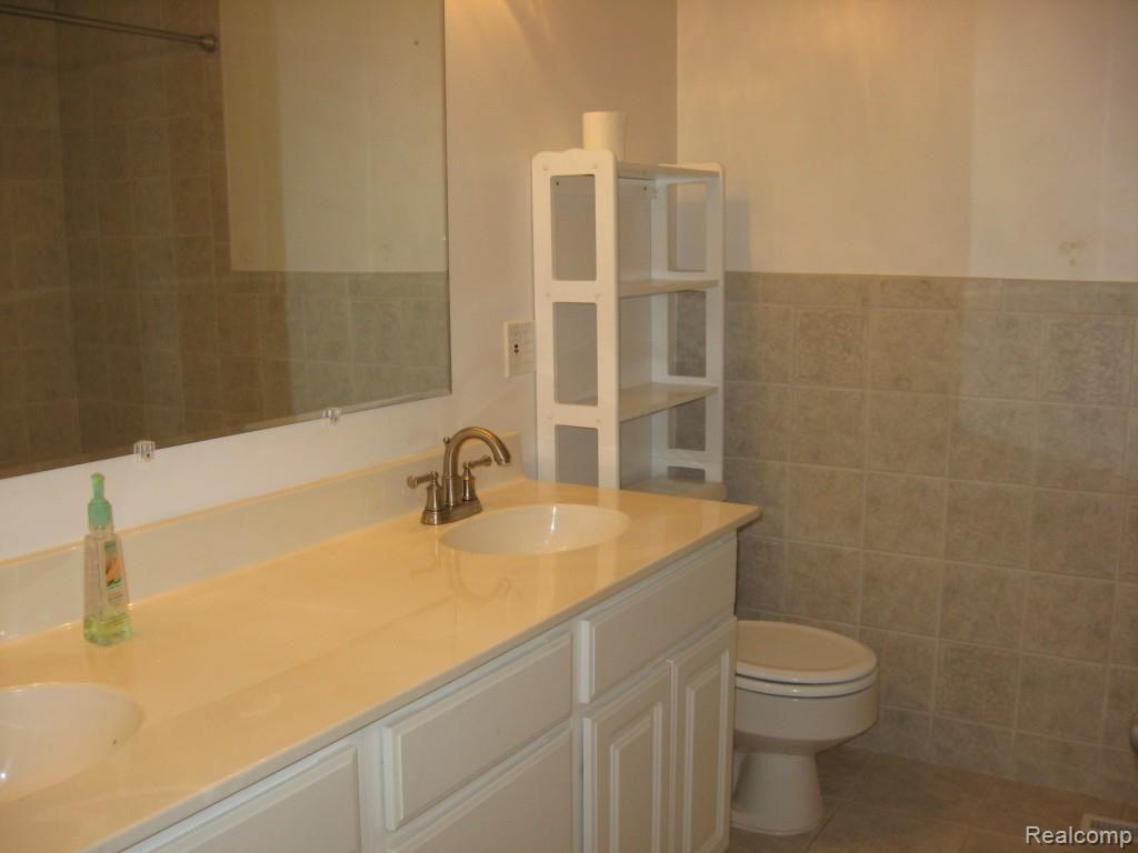 3544 Lippincott Road Lapeer, MI 48446 - Photo 6 of 24 IMG_3370.jpg