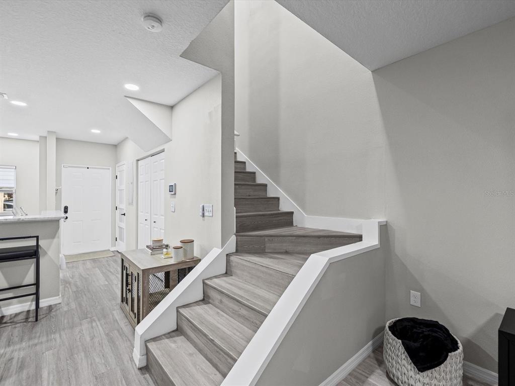 4367 Har Paul Circle Tampa, FL 33614 - Photo 15 of 31 a view of entryway and kitchen