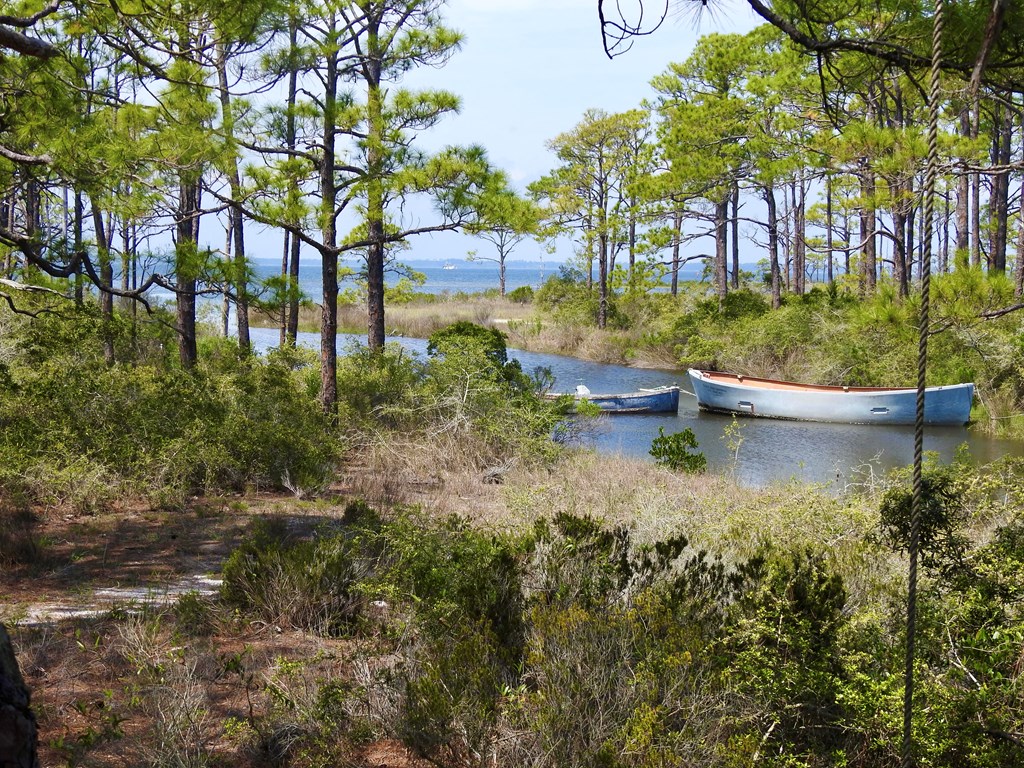 110-112 Anglers Road Carrabelle, FL 32322 - Photo 12 of 39