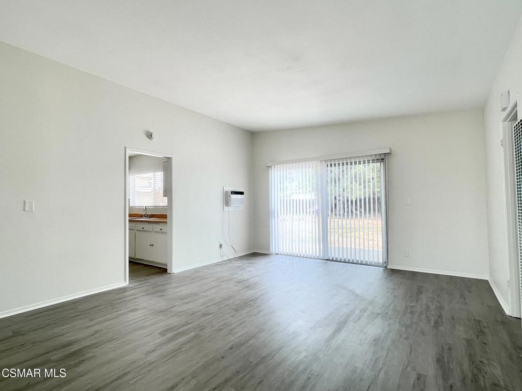 4327 Lou Drive Simi Valley, CA 93063 - Photo 3 of 25