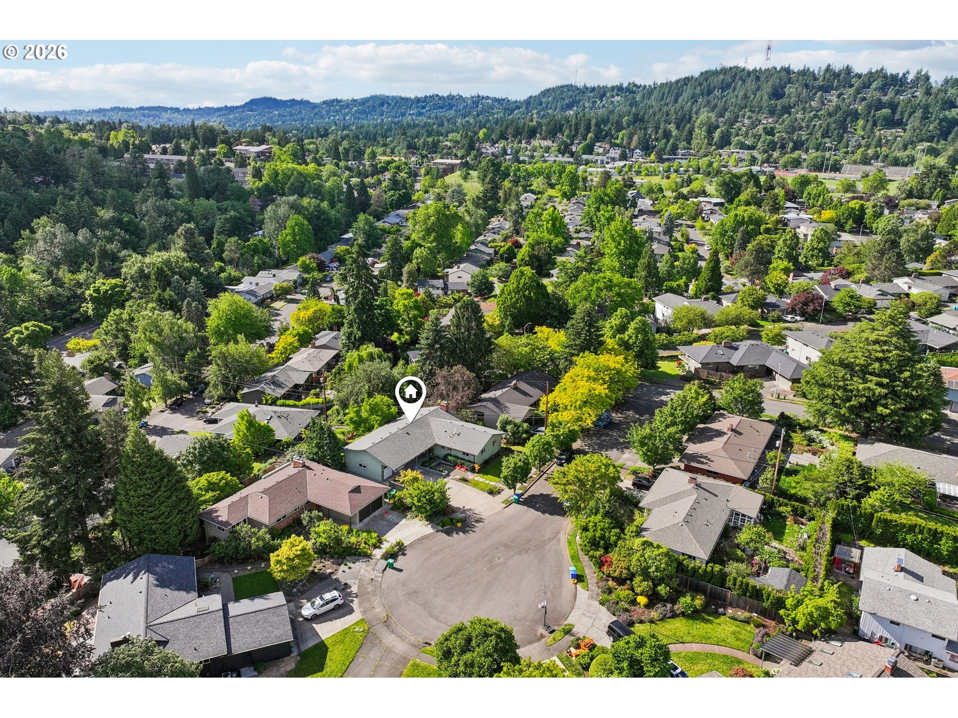 7225 Southwest 13th Avenue Portland, OR 97219 - Photo 47 of 48 an aerial view of a city with lots of residential buildings