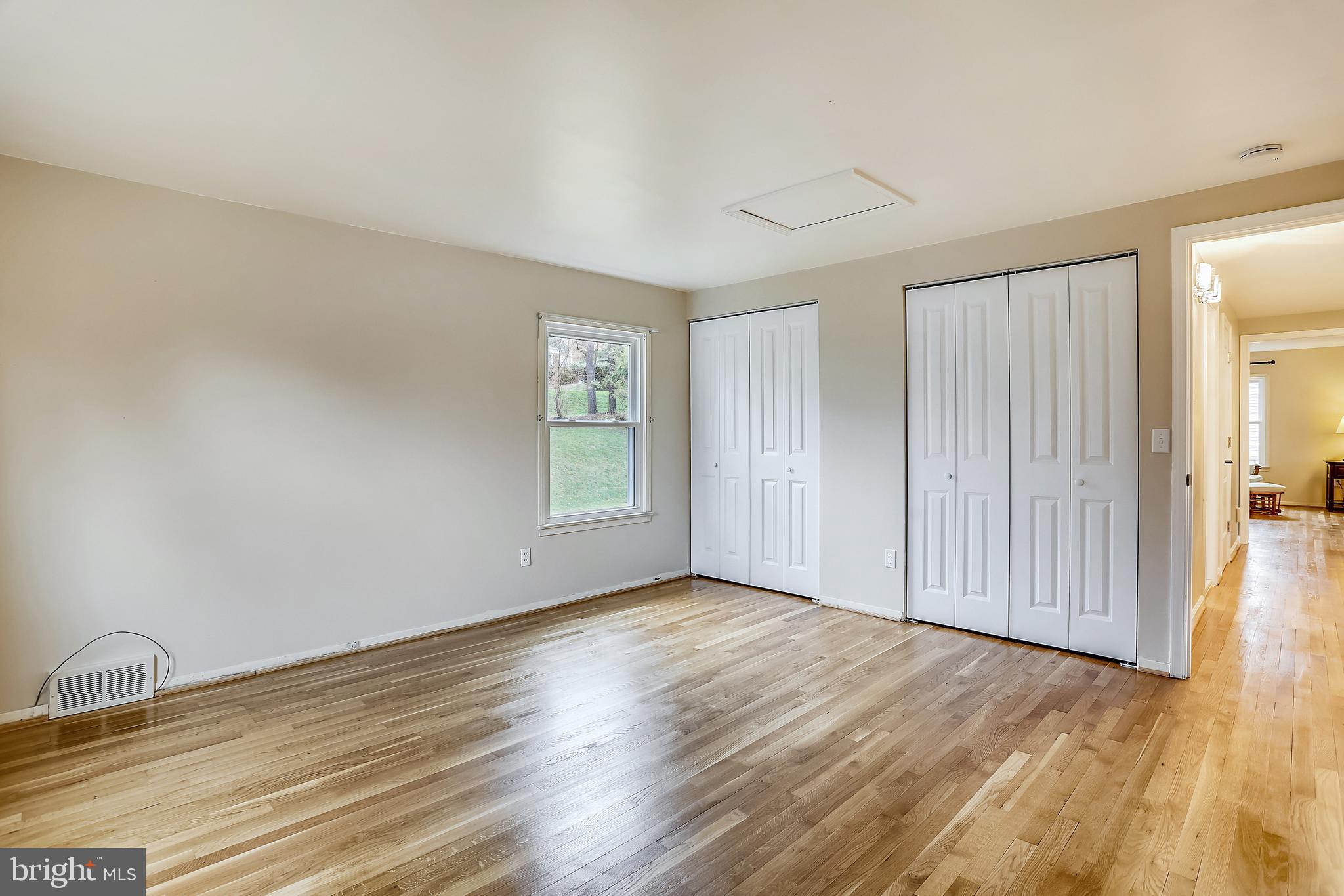 11014 Gainsborough Road Potomac, MD 20854 - Photo 40 of 51 Gallery Image 40