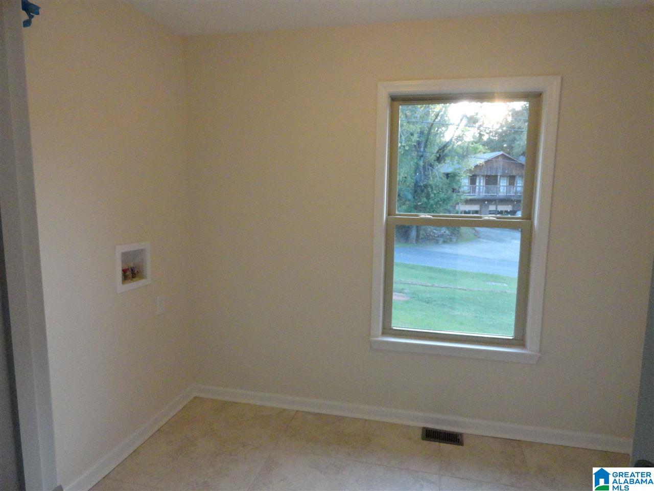 1747 Roberta Road Birmingham, AL 35214 - Photo 9 of 22